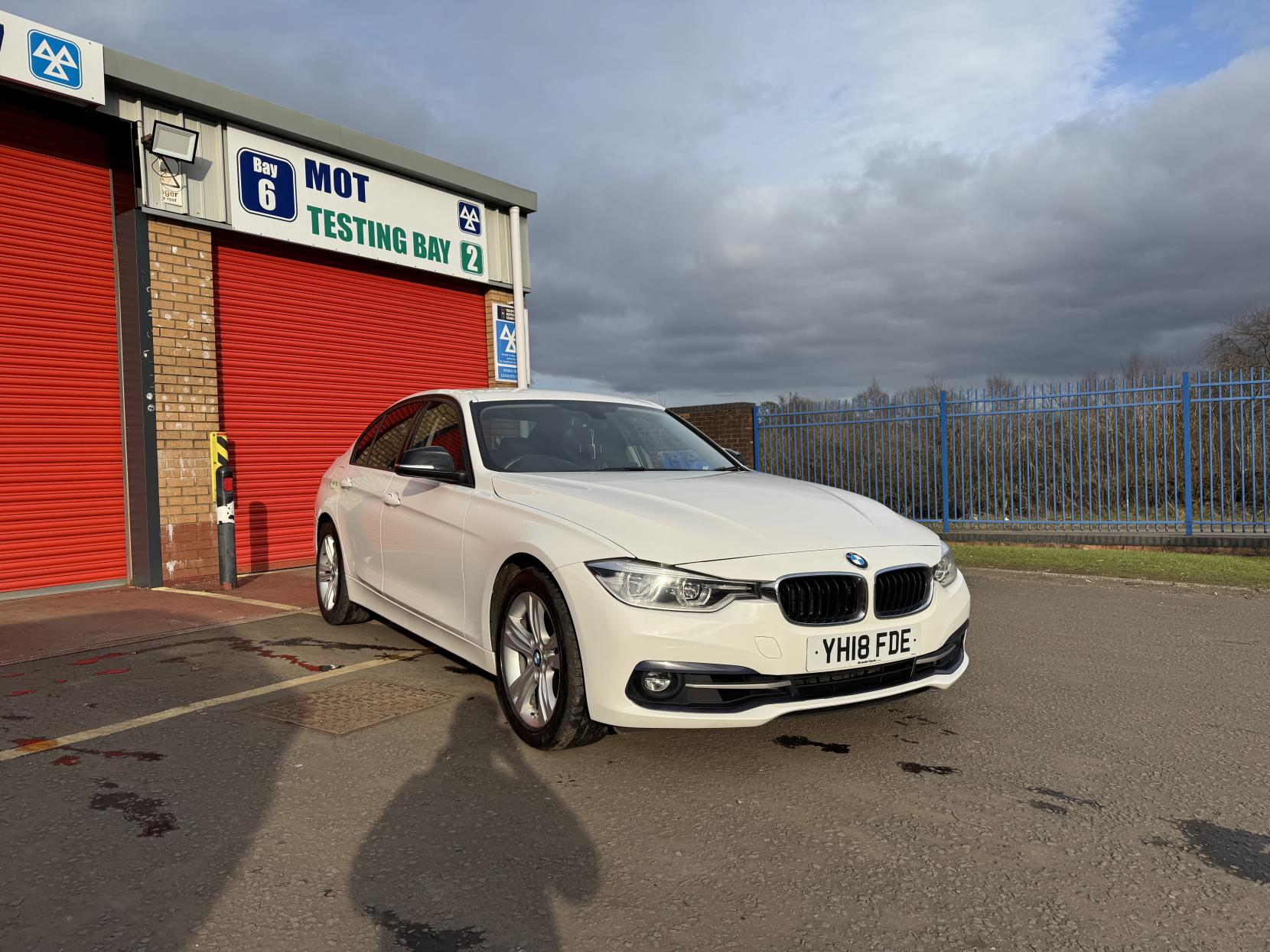 BMW 3 Series 2.0 320i Sport Saloon 4dr Petrol Auto Euro 6 (s/s) (184 ps)