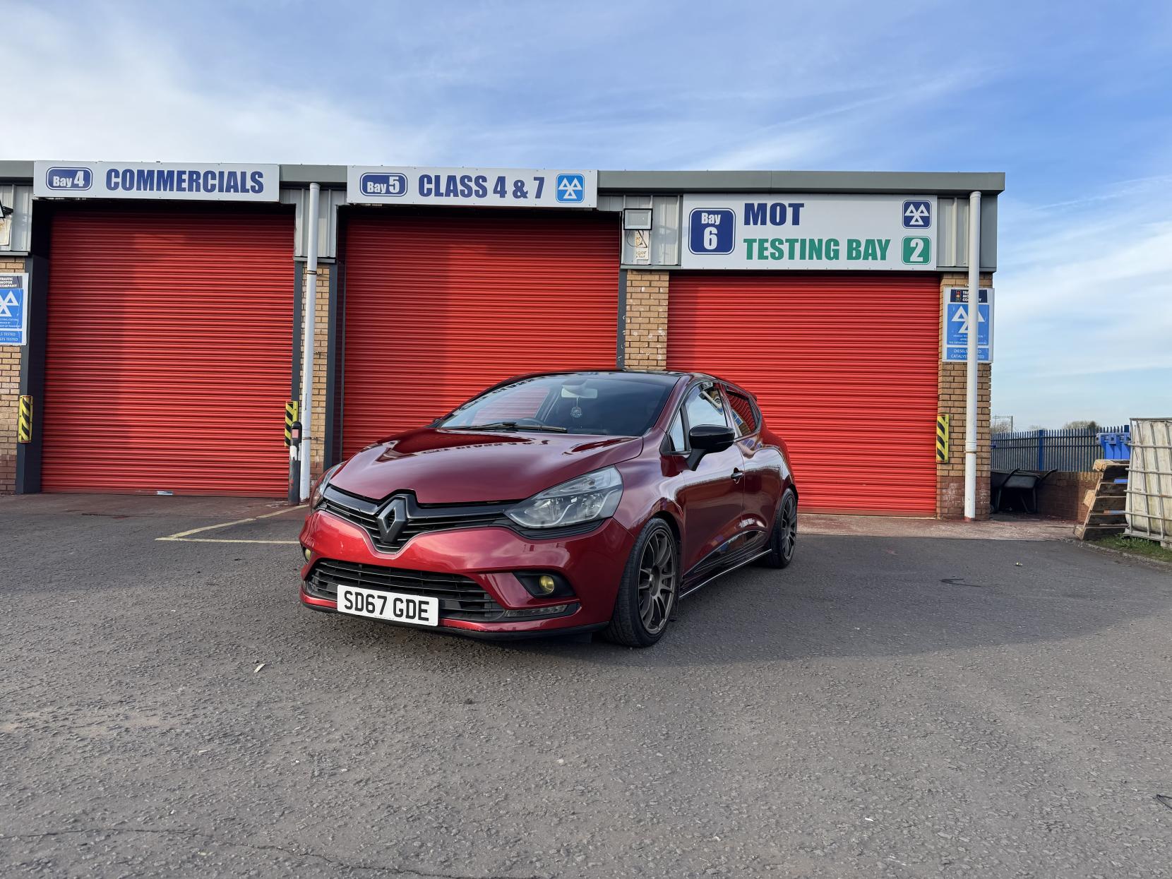 Renault Clio 0.9 TCe Dynamique Nav Hatchback 5dr Petrol Manual Euro 6 (s/s) (90 ps)