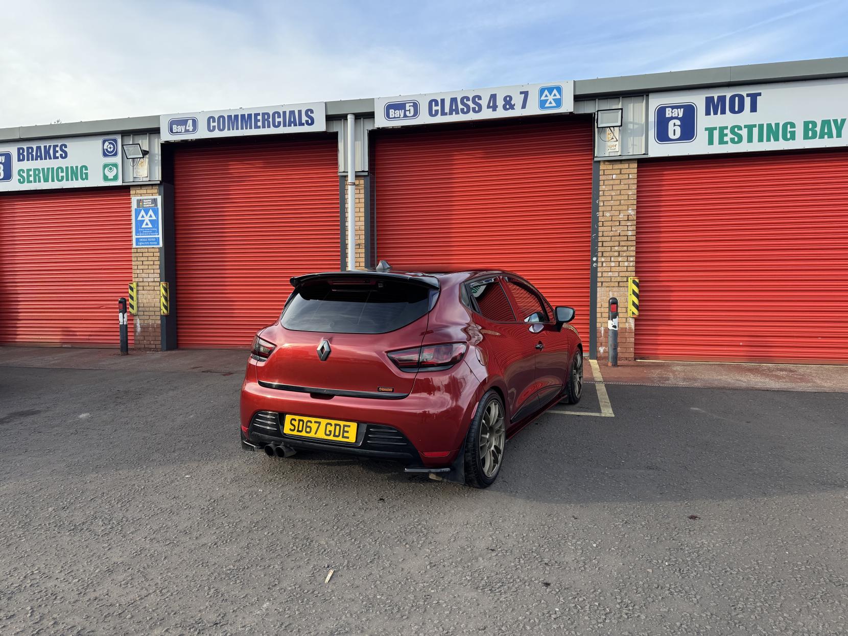 Renault Clio 0.9 TCe Dynamique Nav Hatchback 5dr Petrol Manual Euro 6 (s/s) (90 ps)