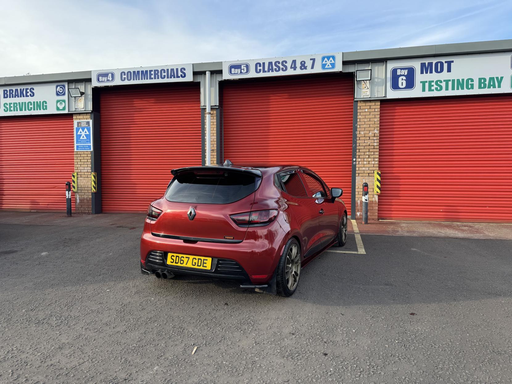 Renault Clio 0.9 TCe Dynamique Nav Hatchback 5dr Petrol Manual Euro 6 (s/s) (90 ps)