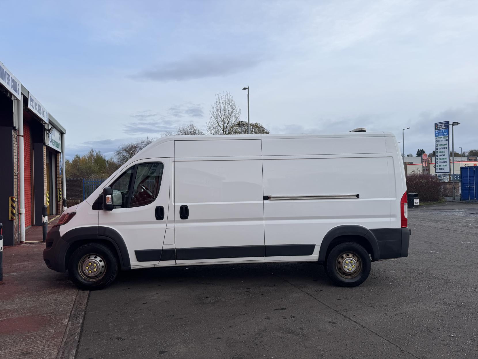 Peugeot Boxer 2.0 BlueHDi 435 Panel Van 5dr Diesel Manual L3 H2 Euro 6 (130 ps)