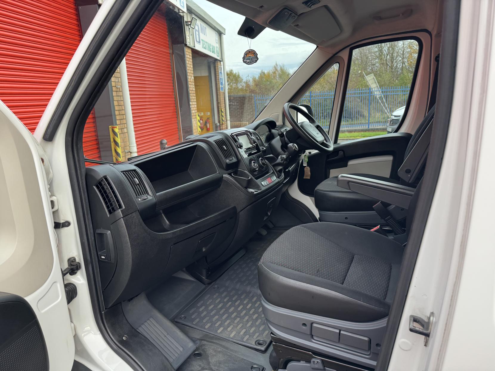 Peugeot Boxer 2.0 BlueHDi 435 Panel Van 5dr Diesel Manual L3 H2 Euro 6 (130 ps)