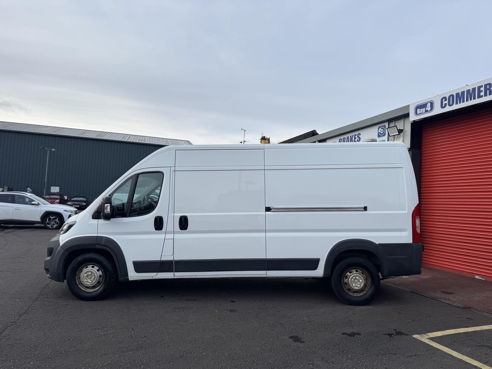 Peugeot Boxer 2.0 BlueHDi 435 Panel Van 5dr Diesel Manual L3 H2 Euro 6 (130 ps)