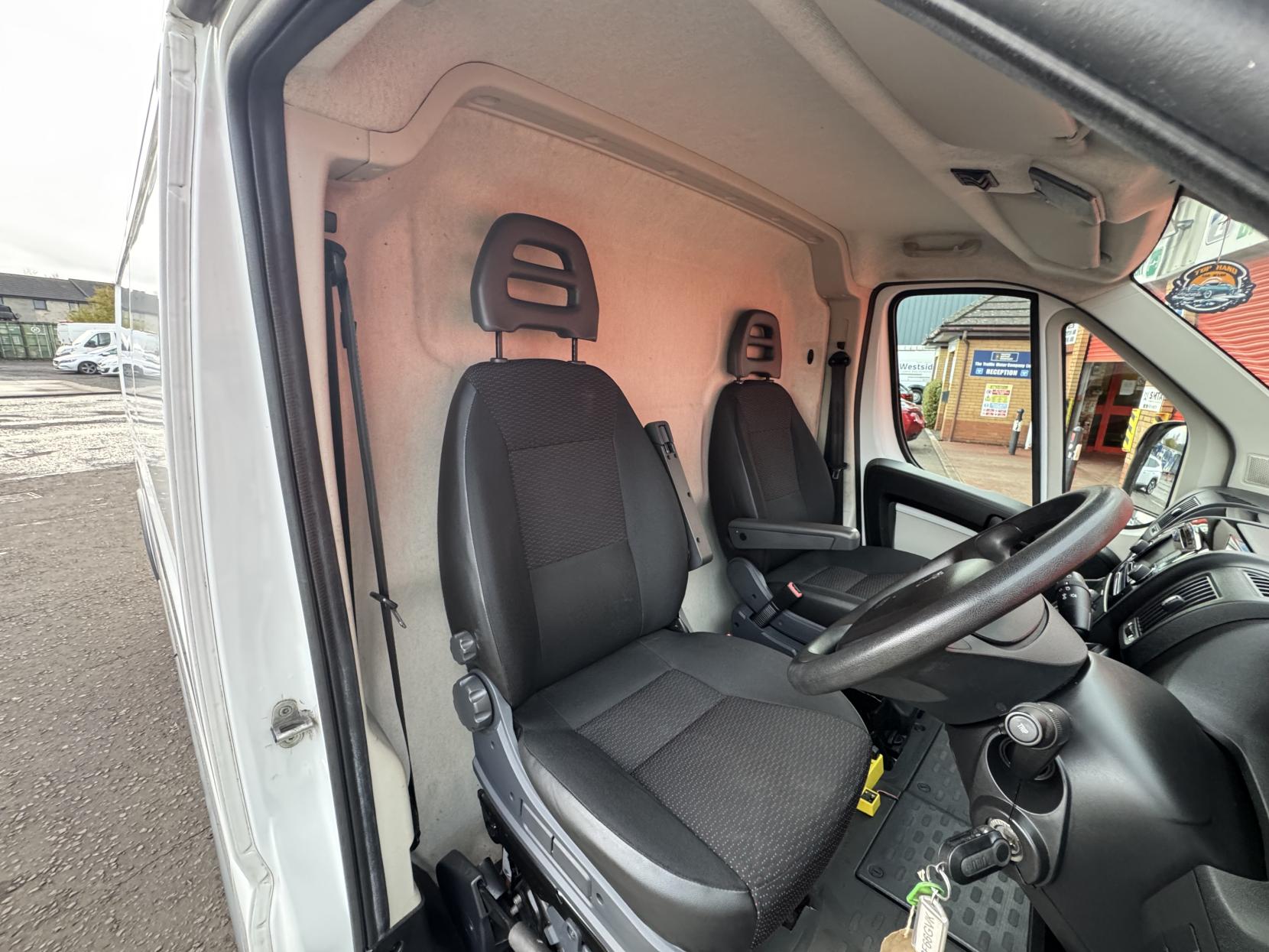 Peugeot Boxer 2.0 BlueHDi 435 Panel Van 5dr Diesel Manual L3 H2 Euro 6 (130 ps)