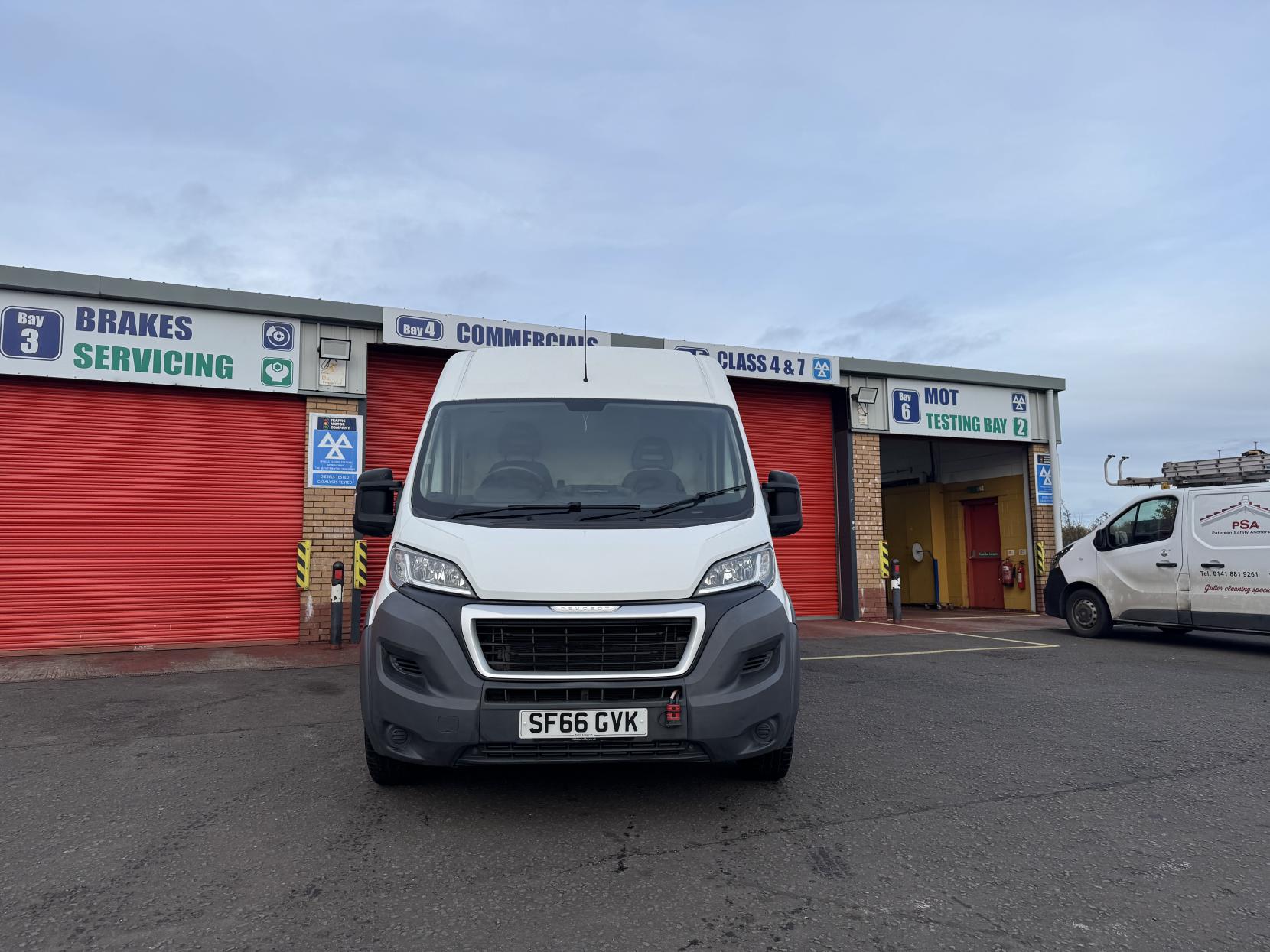 Peugeot Boxer 2.0 BlueHDi 435 Panel Van 5dr Diesel Manual L3 H2 Euro 6 (130 ps)