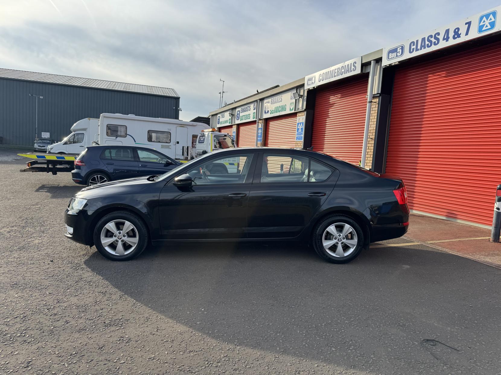 Skoda Octavia 1.6 TDI SE L Hatchback 5dr Diesel Manual Euro 6 (s/s) (110 ps)