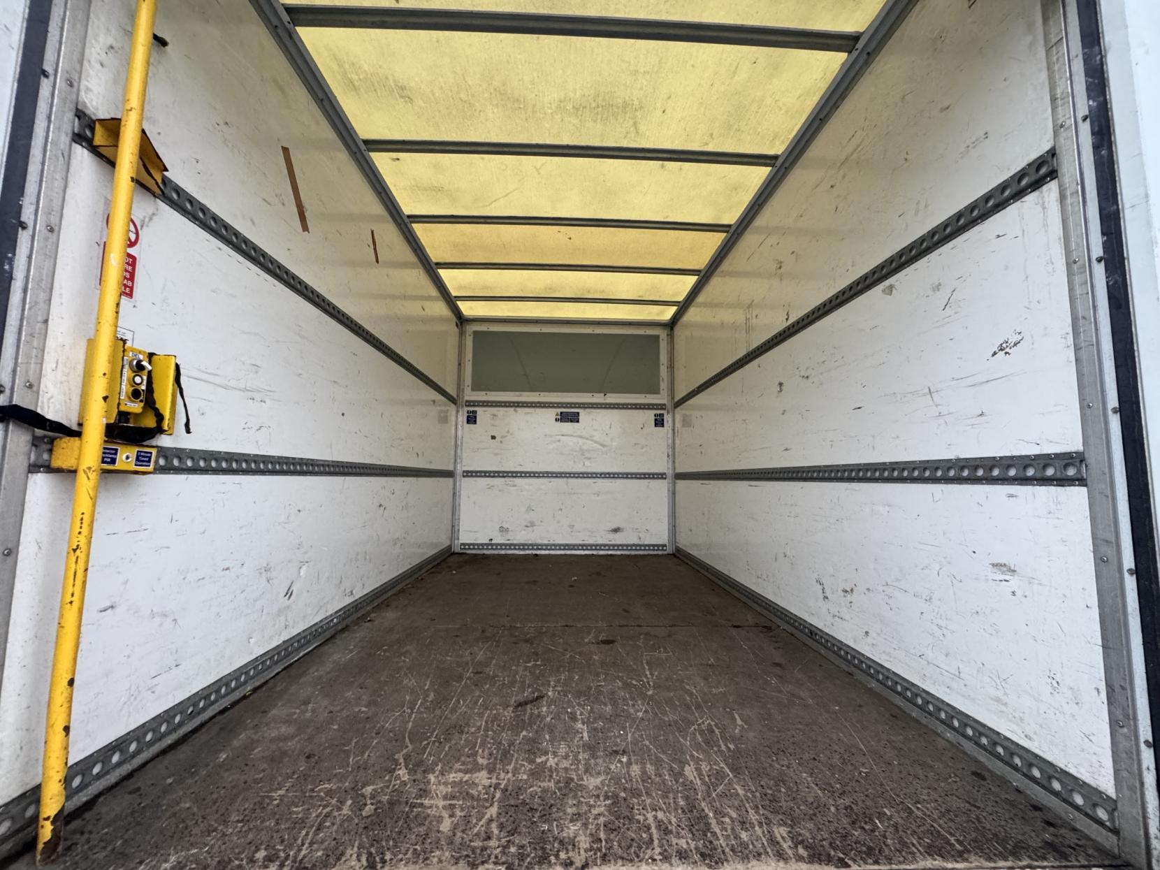 Ford Transit 2.0 350 EcoBlue Leader Luton 3dr Diesel Manual RWD L3 Euro 6 (s/s) (130 ps)