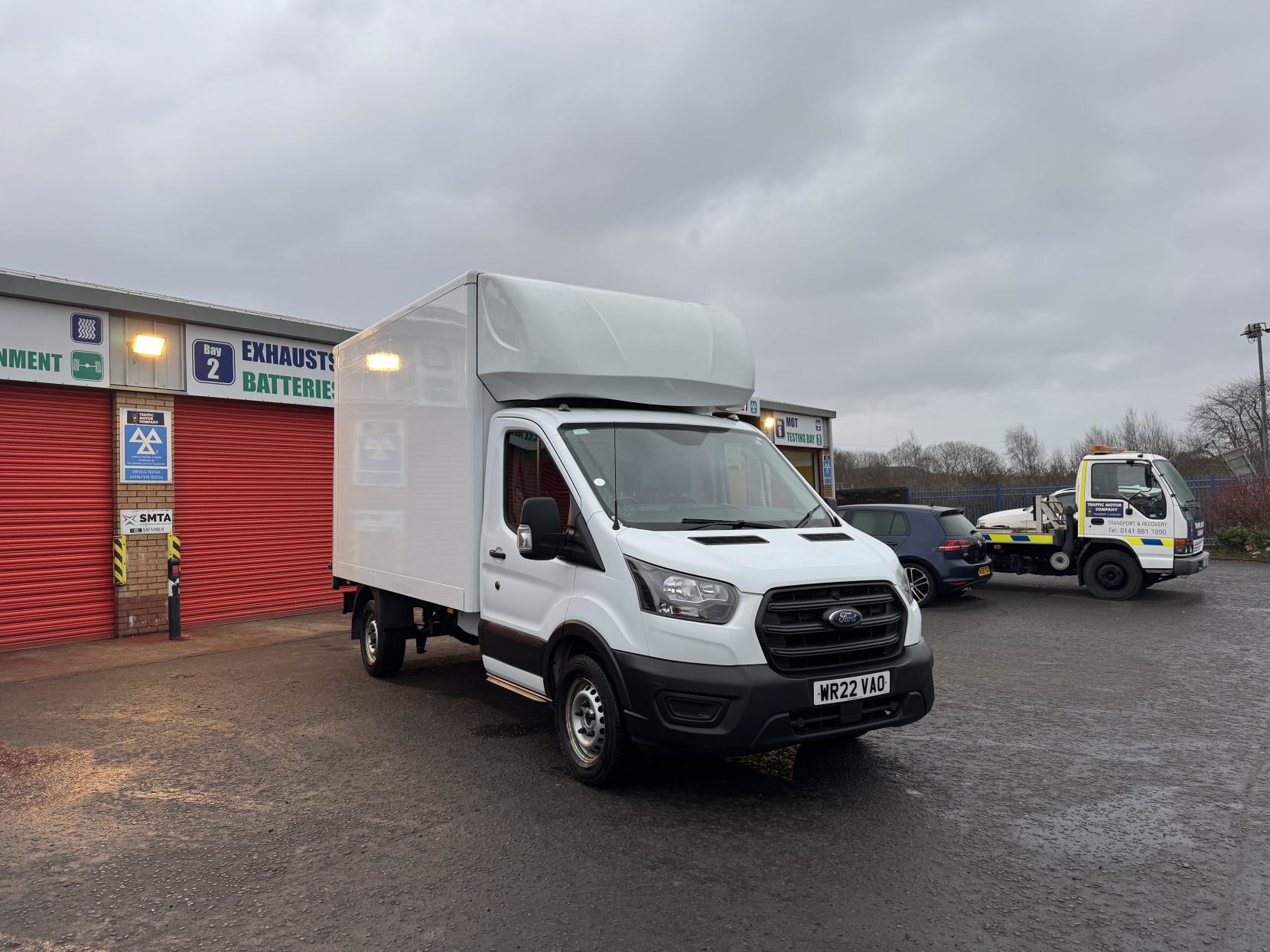 Ford Transit 2.0 350 EcoBlue Leader Luton 3dr Diesel Manual RWD L3 Euro 6 (s/s) (130 ps)