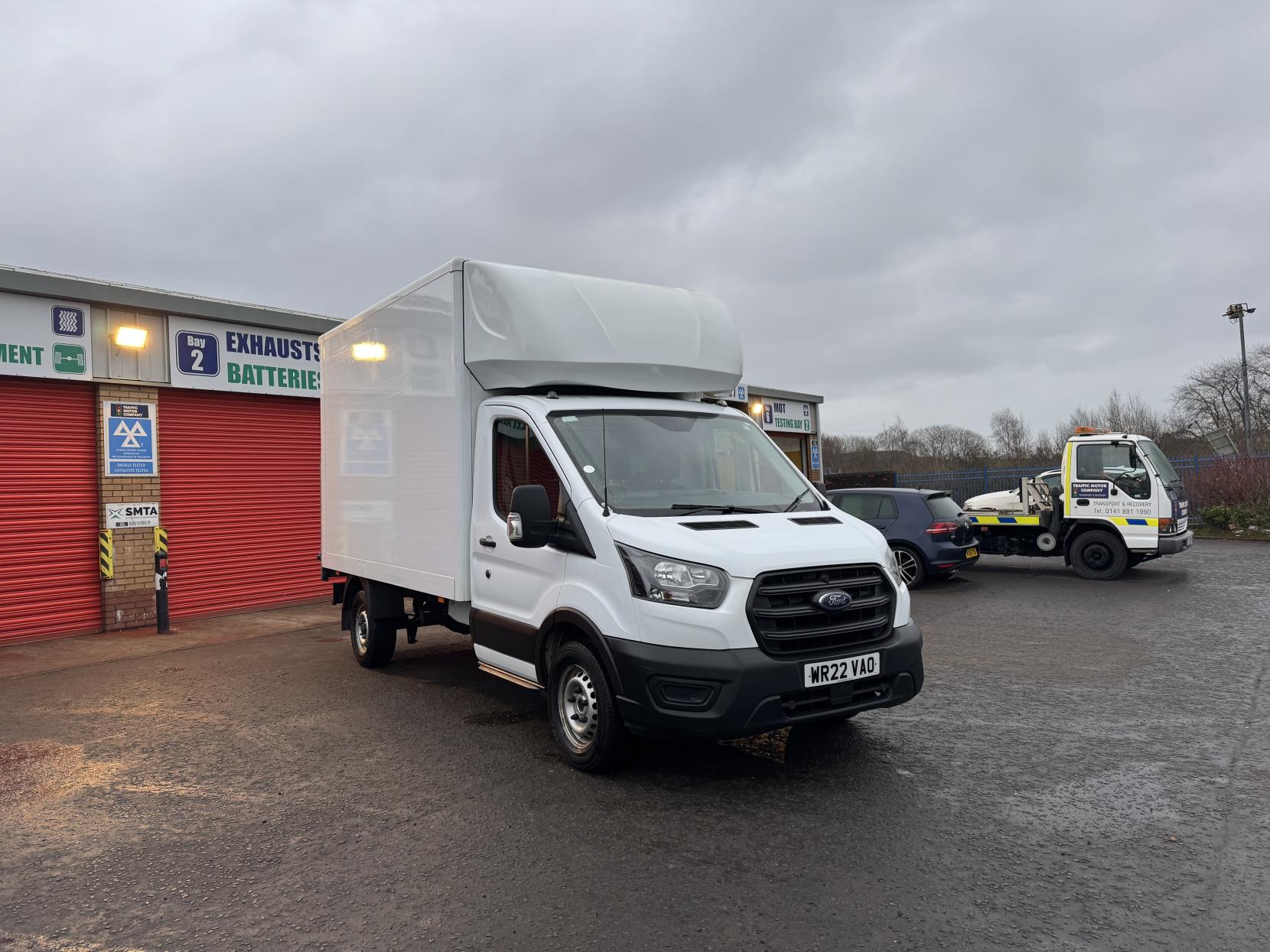 Ford Transit 2.0 350 EcoBlue Leader Luton 3dr Diesel Manual RWD L3 Euro 6 (s/s) (130 ps)