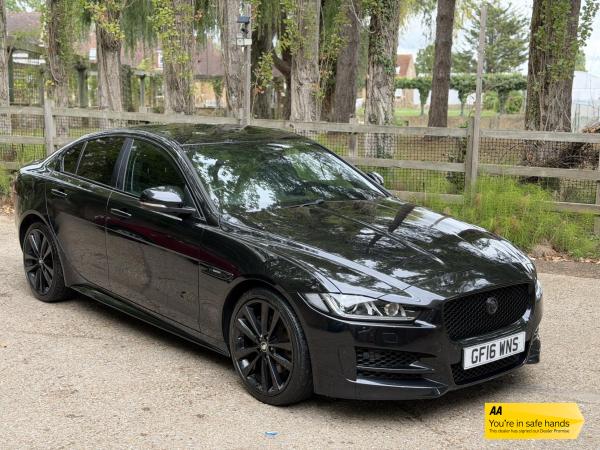 Jaguar XE 2.0d R-Sport Saloon 4dr Diesel Auto Euro 6 (s/s) (180 ps)