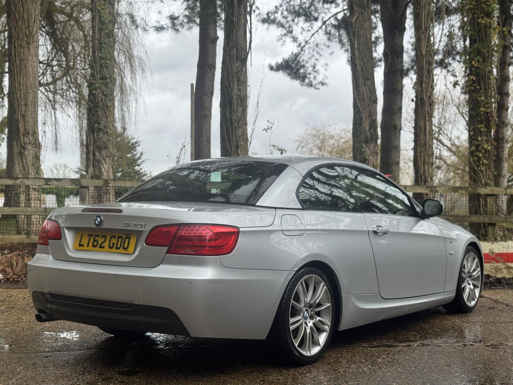 BMW 3 Series 2.0 320i M Sport Convertible 2dr Petrol Manual Euro 5 (s/s) (170 ps)