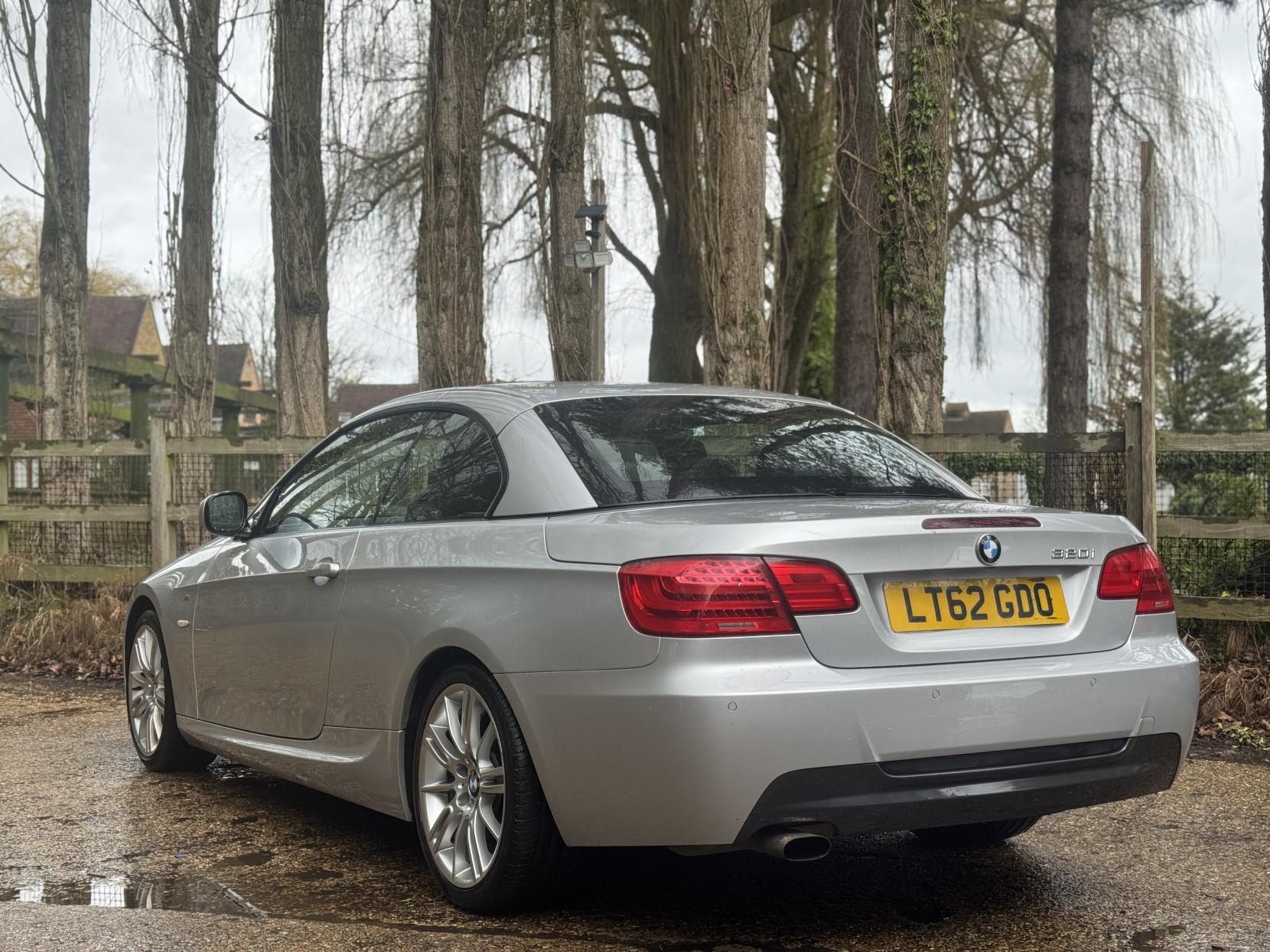 BMW 3 Series 2.0 320i M Sport Convertible 2dr Petrol Manual Euro 5 (s/s) (170 ps)