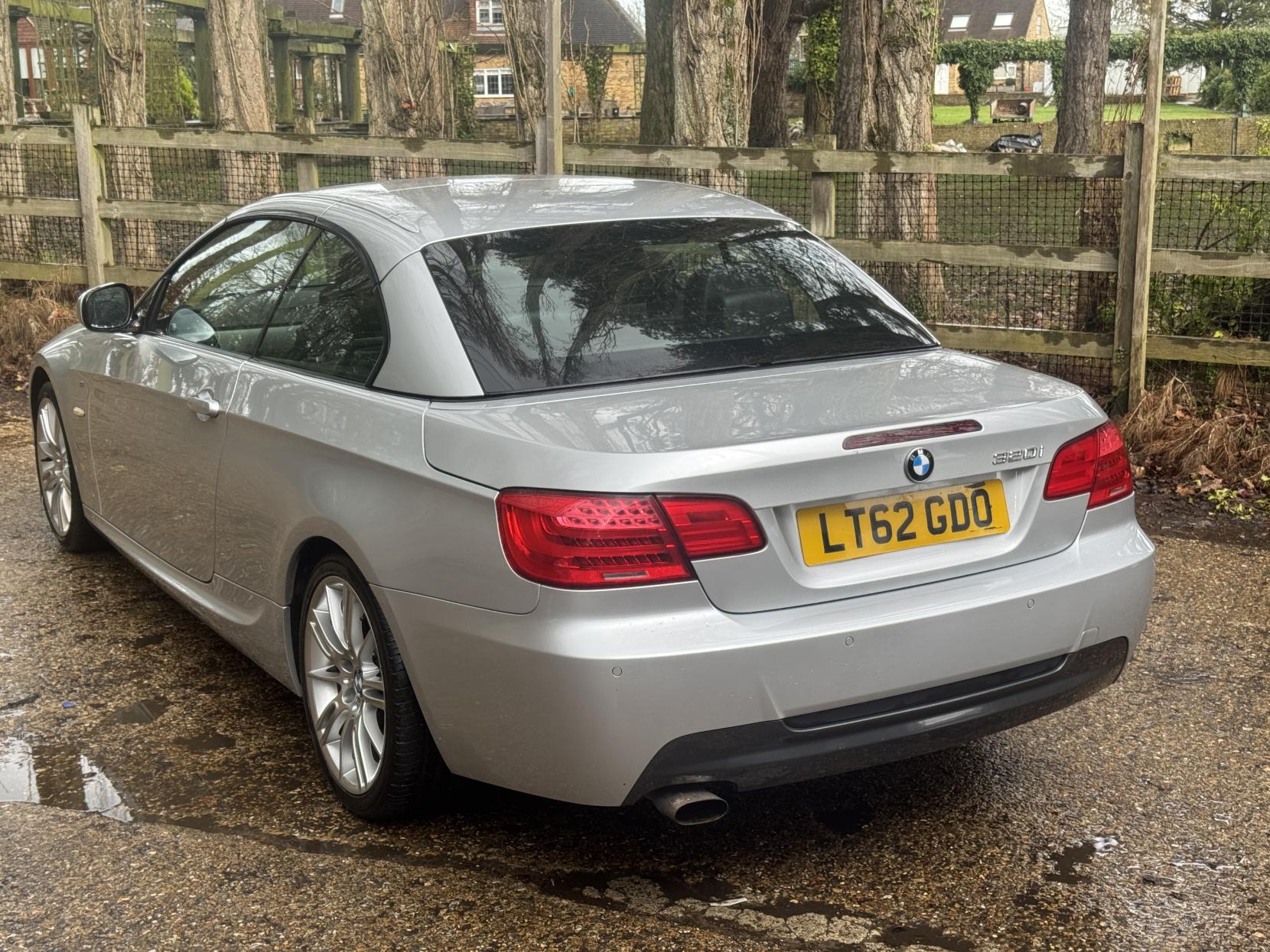 BMW 3 Series 2.0 320i M Sport Convertible 2dr Petrol Manual Euro 5 (s/s) (170 ps)