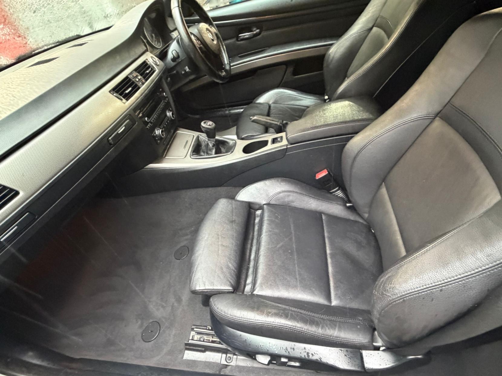 BMW 3 Series 2.0 320i M Sport Convertible 2dr Petrol Manual Euro 5 (s/s) (170 ps)