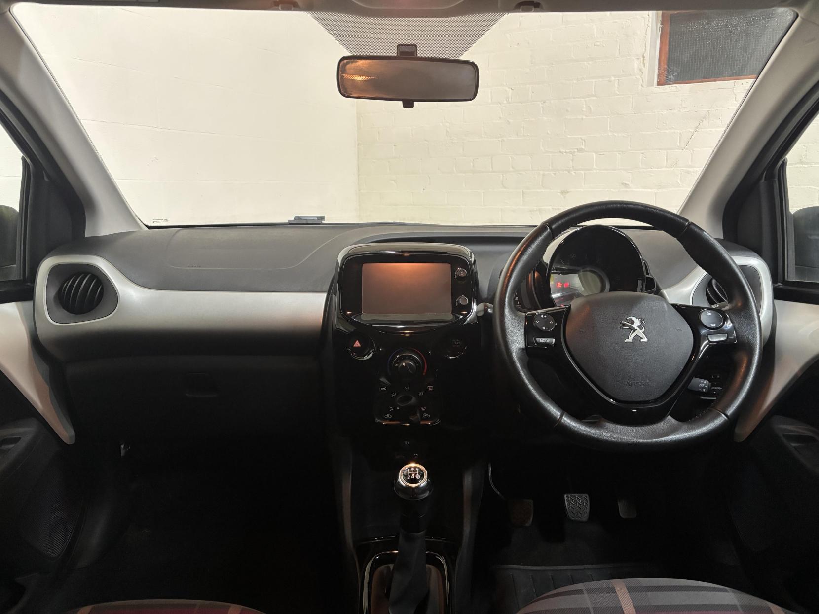 Peugeot 108 1.2 PureTech Allure Hatchback 3dr Petrol Manual Euro 6 (82 ps)