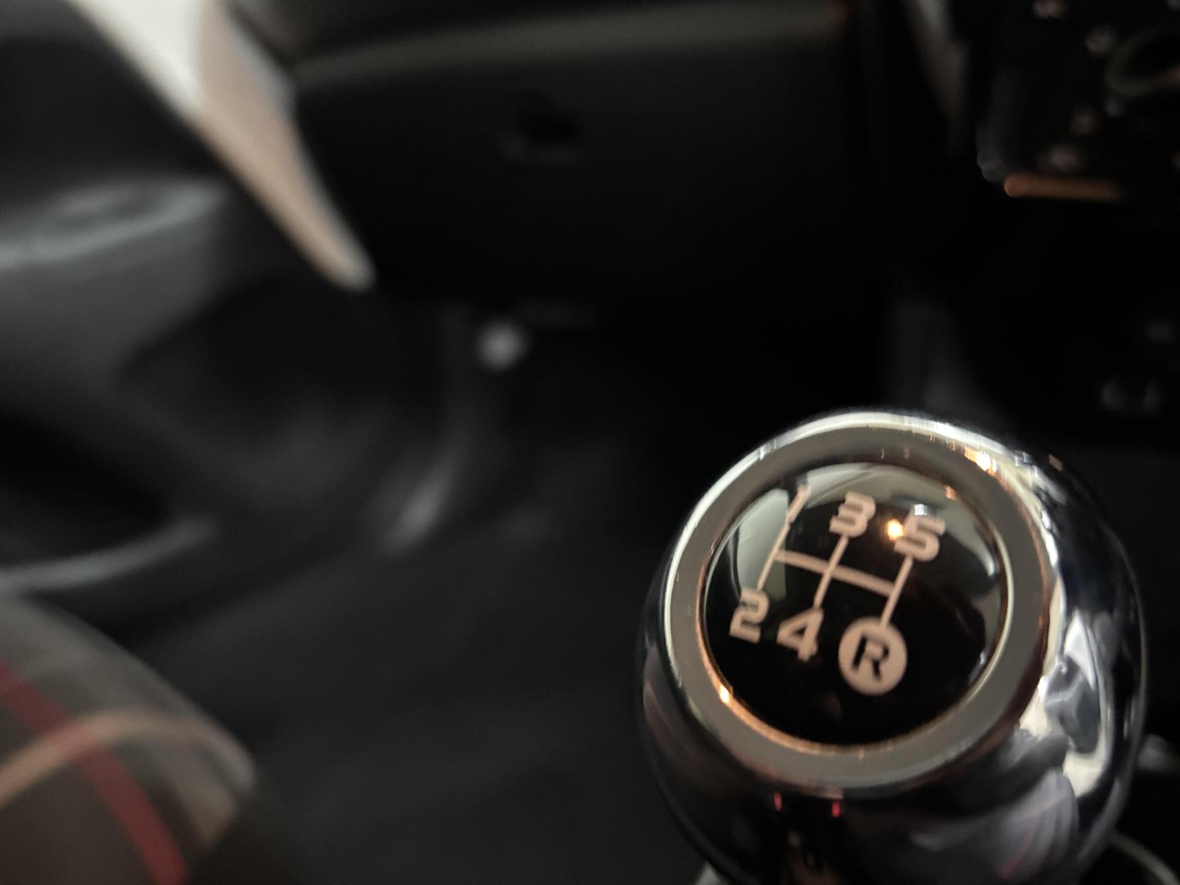 Peugeot 108 1.2 PureTech Allure Hatchback 3dr Petrol Manual Euro 6 (82 ps)