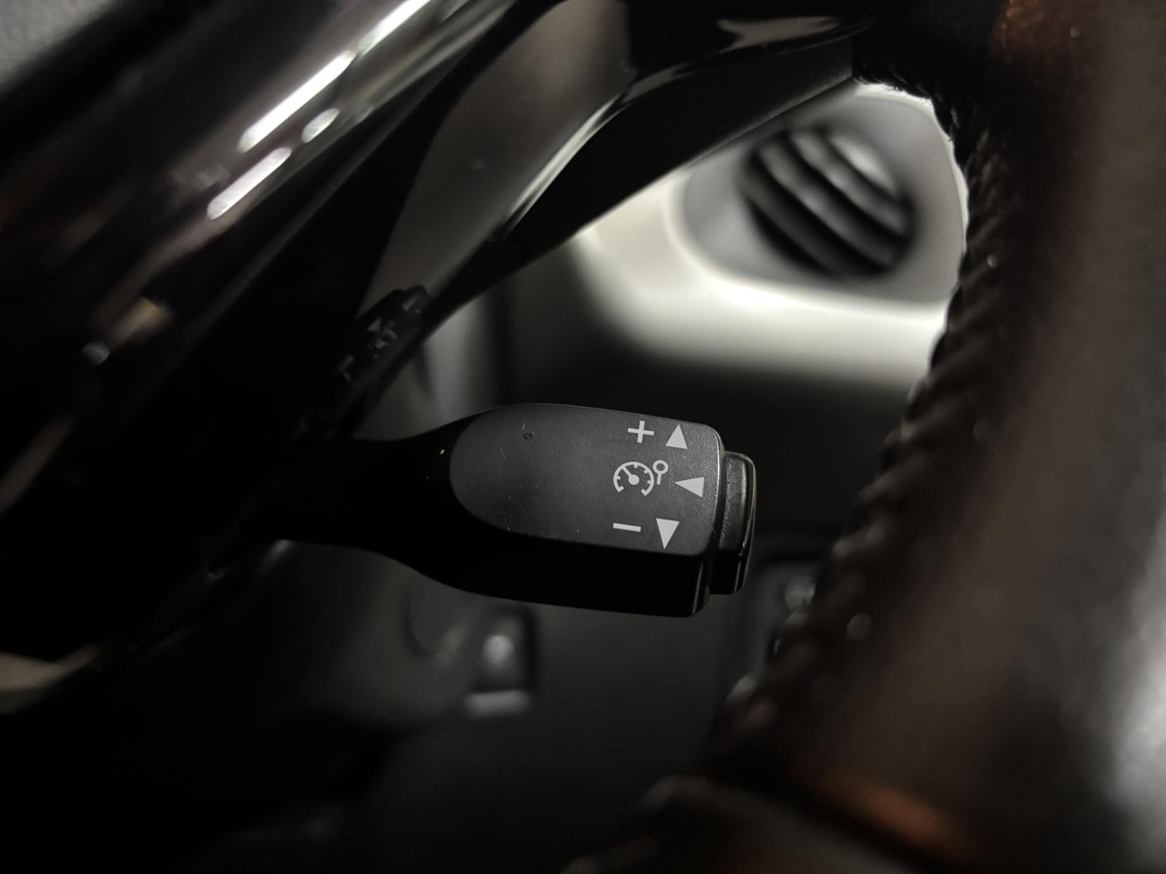 Peugeot 108 1.2 PureTech Allure Hatchback 3dr Petrol Manual Euro 6 (82 ps)