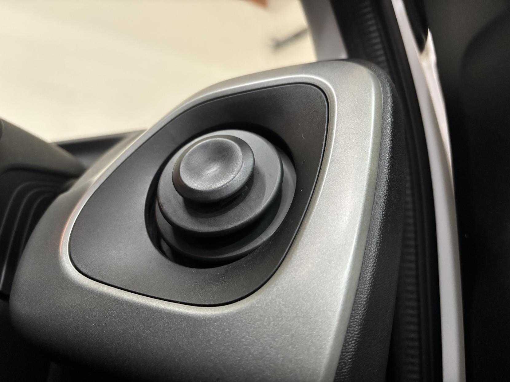 Peugeot 108 1.2 PureTech Allure Hatchback 3dr Petrol Manual Euro 6 (82 ps)