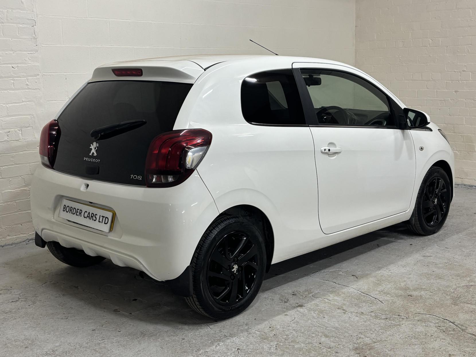 Peugeot 108 1.2 PureTech Allure Hatchback 3dr Petrol Manual Euro 6 (82 ps)