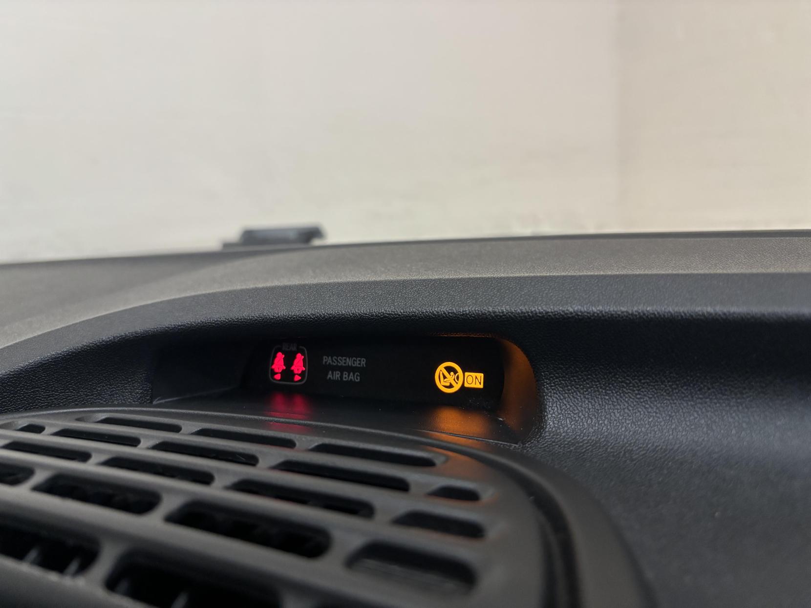 Peugeot 108 1.2 PureTech Allure Hatchback 3dr Petrol Manual Euro 6 (82 ps)