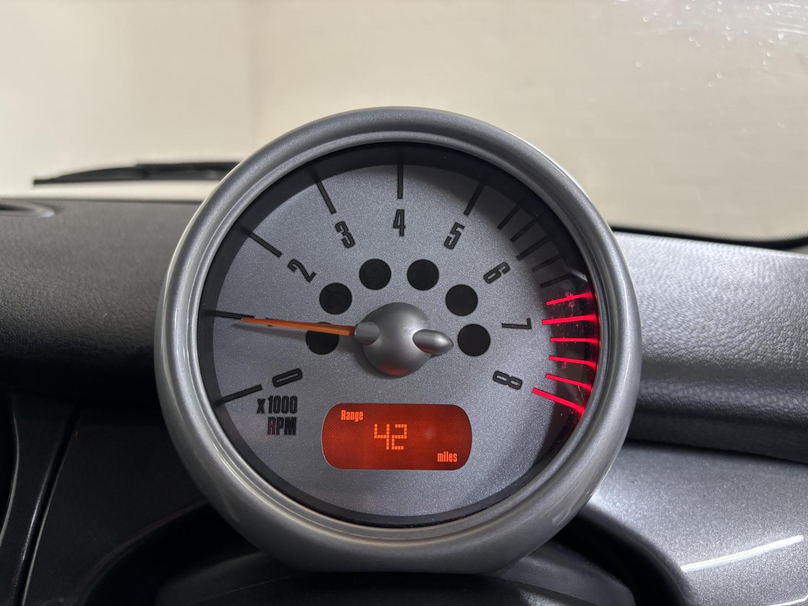 MINI Hatch 1.6 Cooper Hatchback 3dr Petrol Manual Euro 4 (116 bhp)