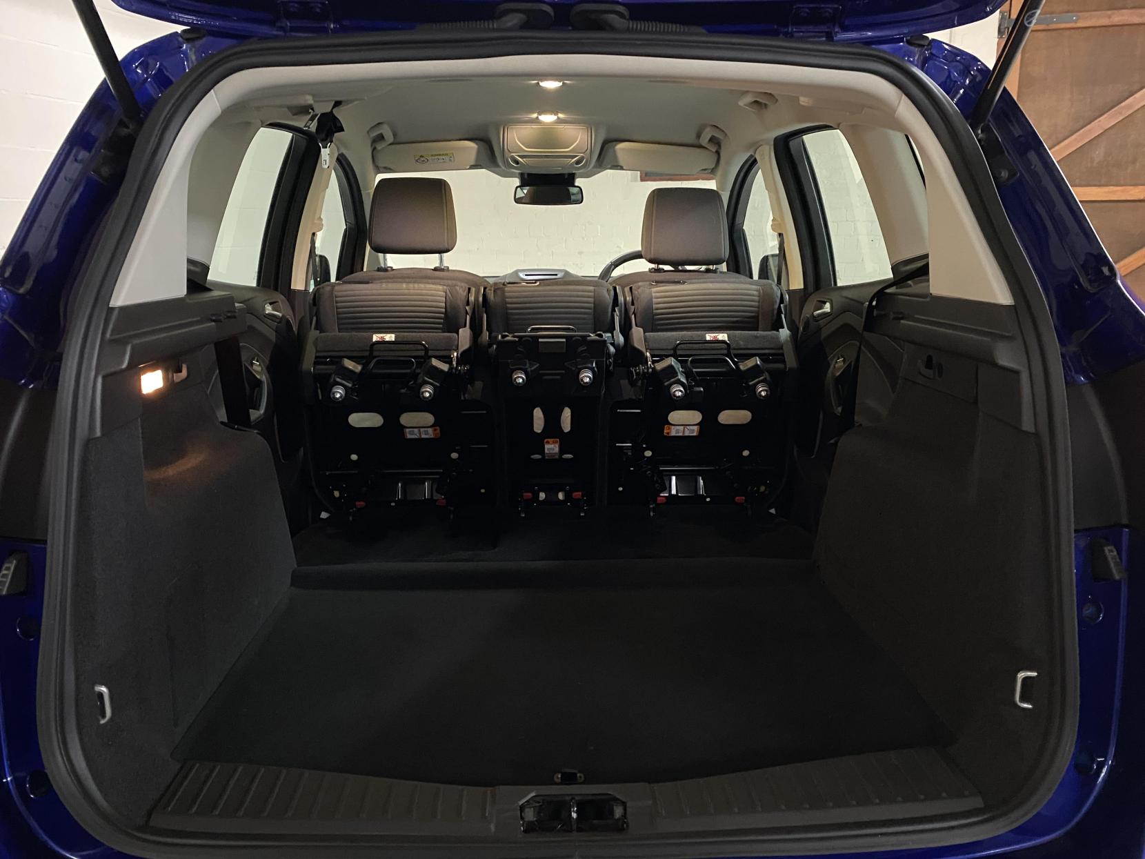 Ford C-Max 1.0T EcoBoost Titanium MPV 5dr Petrol Manual Euro 6 (s/s) (125 ps)