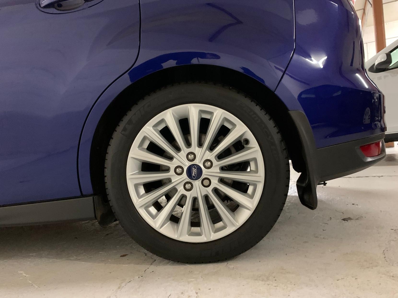 Ford C-Max 1.0T EcoBoost Titanium MPV 5dr Petrol Manual Euro 6 (s/s) (125 ps)