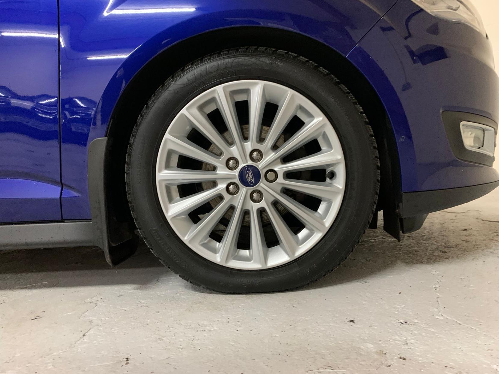 Ford C-Max 1.0T EcoBoost Titanium MPV 5dr Petrol Manual Euro 6 (s/s) (125 ps)