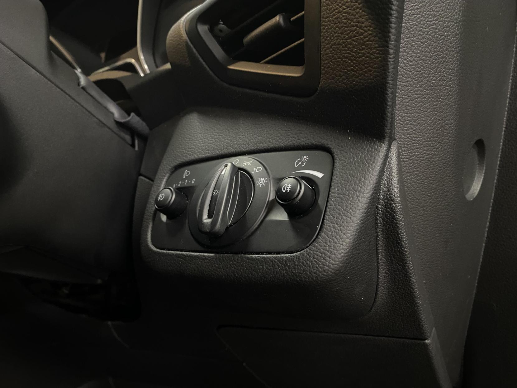 Ford C-Max 1.0T EcoBoost Titanium MPV 5dr Petrol Manual Euro 6 (s/s) (125 ps)