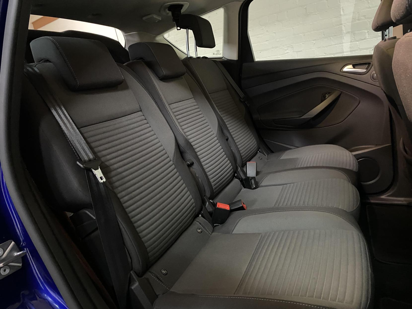 Ford C-Max 1.0T EcoBoost Titanium MPV 5dr Petrol Manual Euro 6 (s/s) (125 ps)