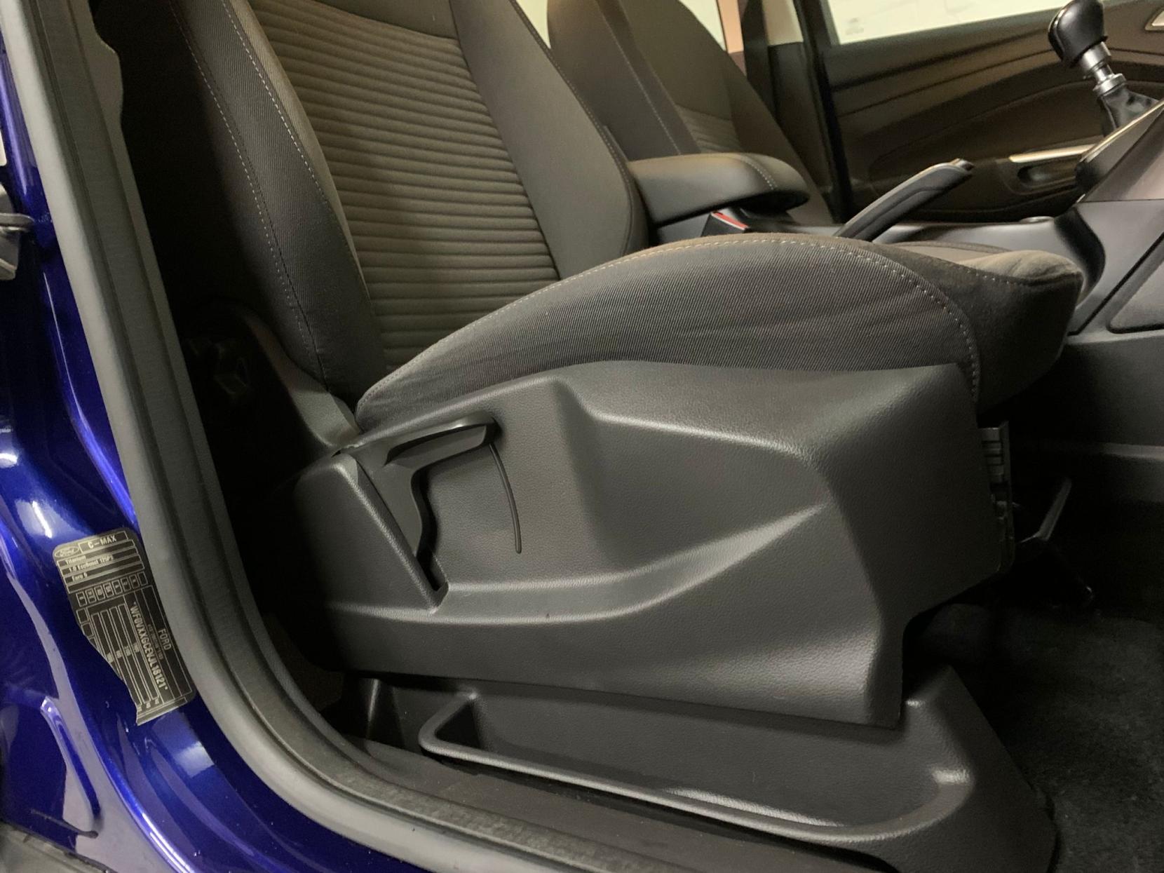 Ford C-Max 1.0T EcoBoost Titanium MPV 5dr Petrol Manual Euro 6 (s/s) (125 ps)