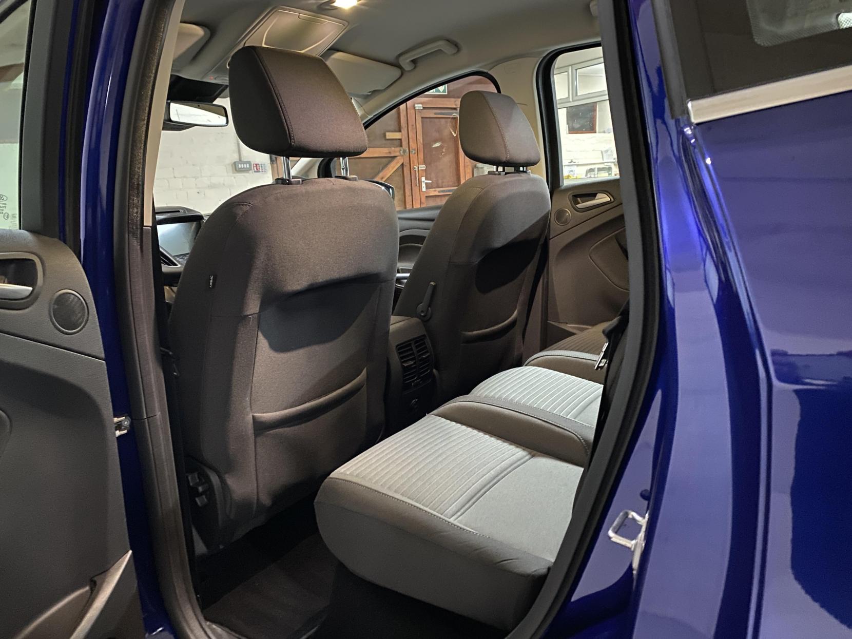 Ford C-Max 1.0T EcoBoost Titanium MPV 5dr Petrol Manual Euro 6 (s/s) (125 ps)