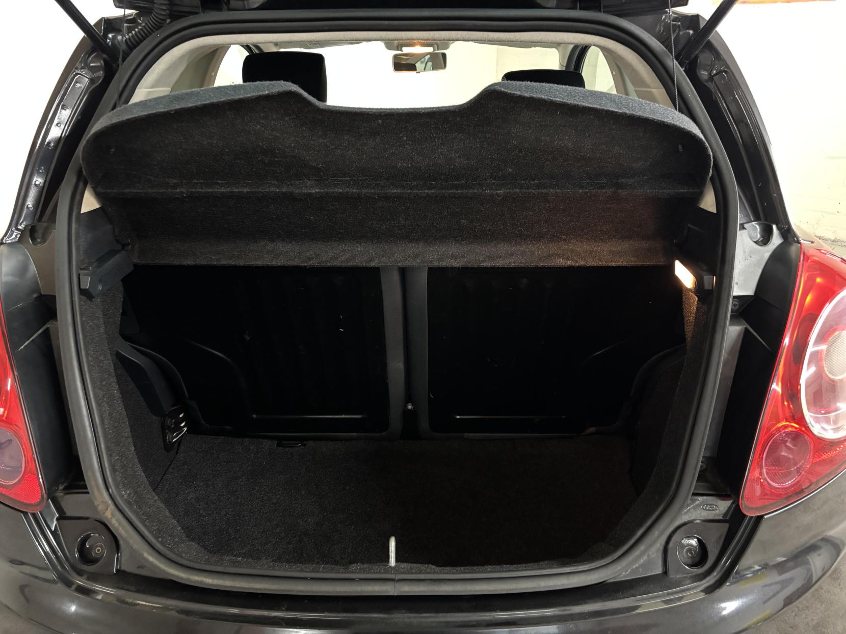 Ford Ka 1.2 Zetec Hatchback 3dr Petrol Manual Euro 5 (s/s) (69 ps)