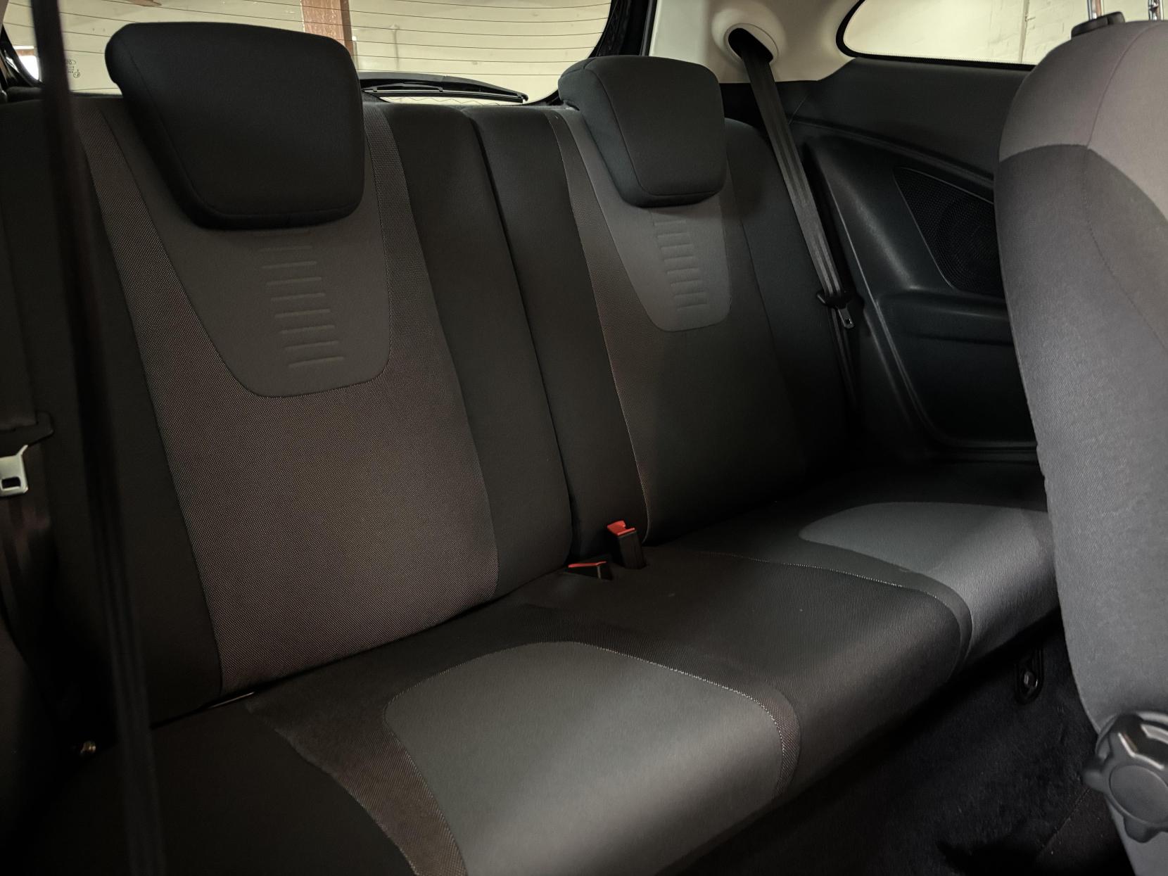 Ford Ka 1.2 Zetec Hatchback 3dr Petrol Manual Euro 5 (s/s) (69 ps)