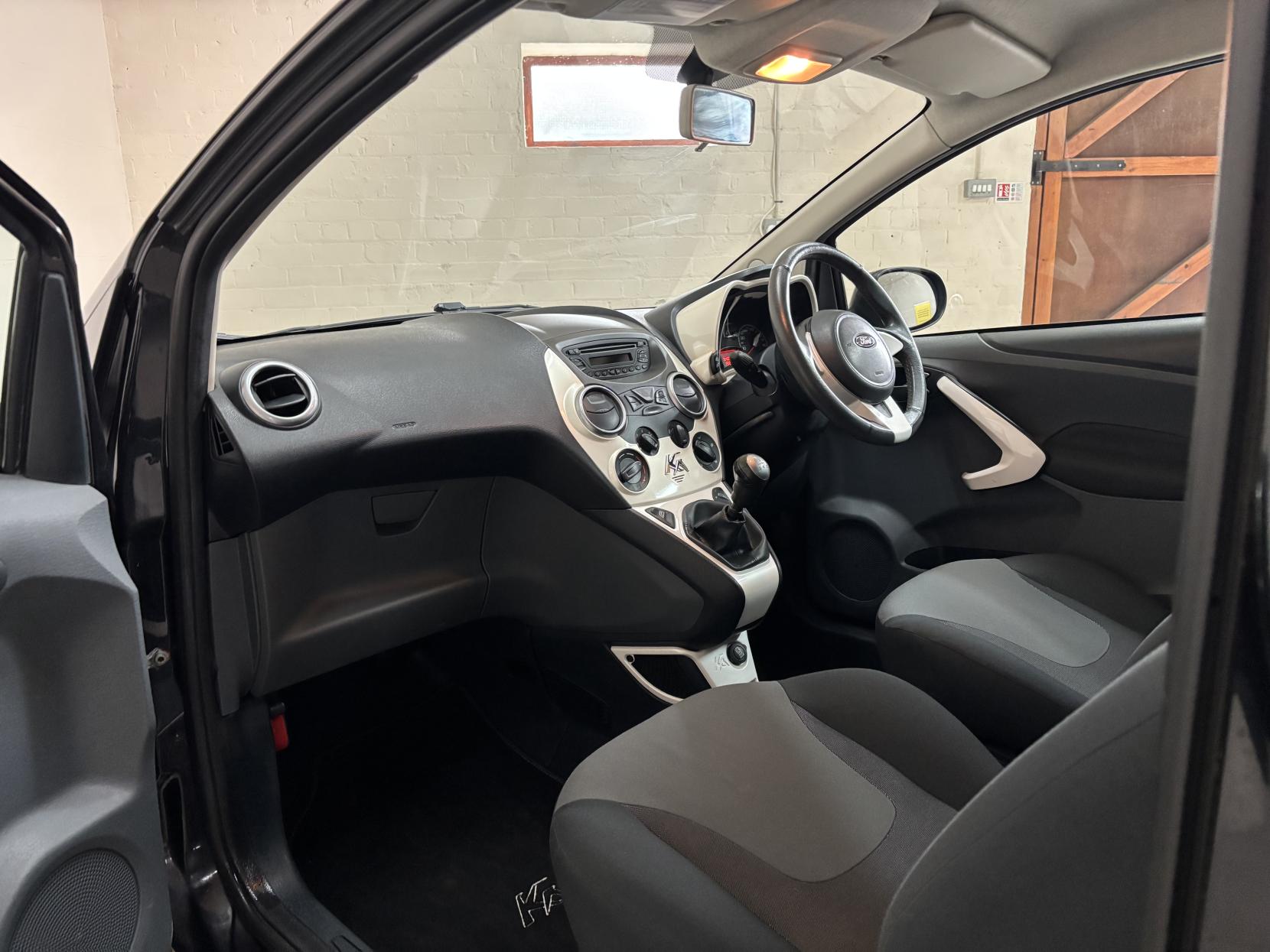 Ford Ka 1.2 Zetec Hatchback 3dr Petrol Manual Euro 5 (s/s) (69 ps)