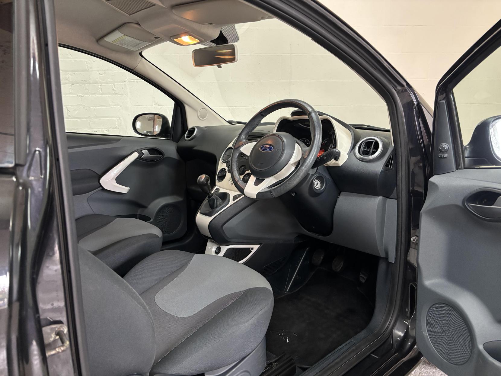 Ford Ka 1.2 Zetec Hatchback 3dr Petrol Manual Euro 5 (s/s) (69 ps)