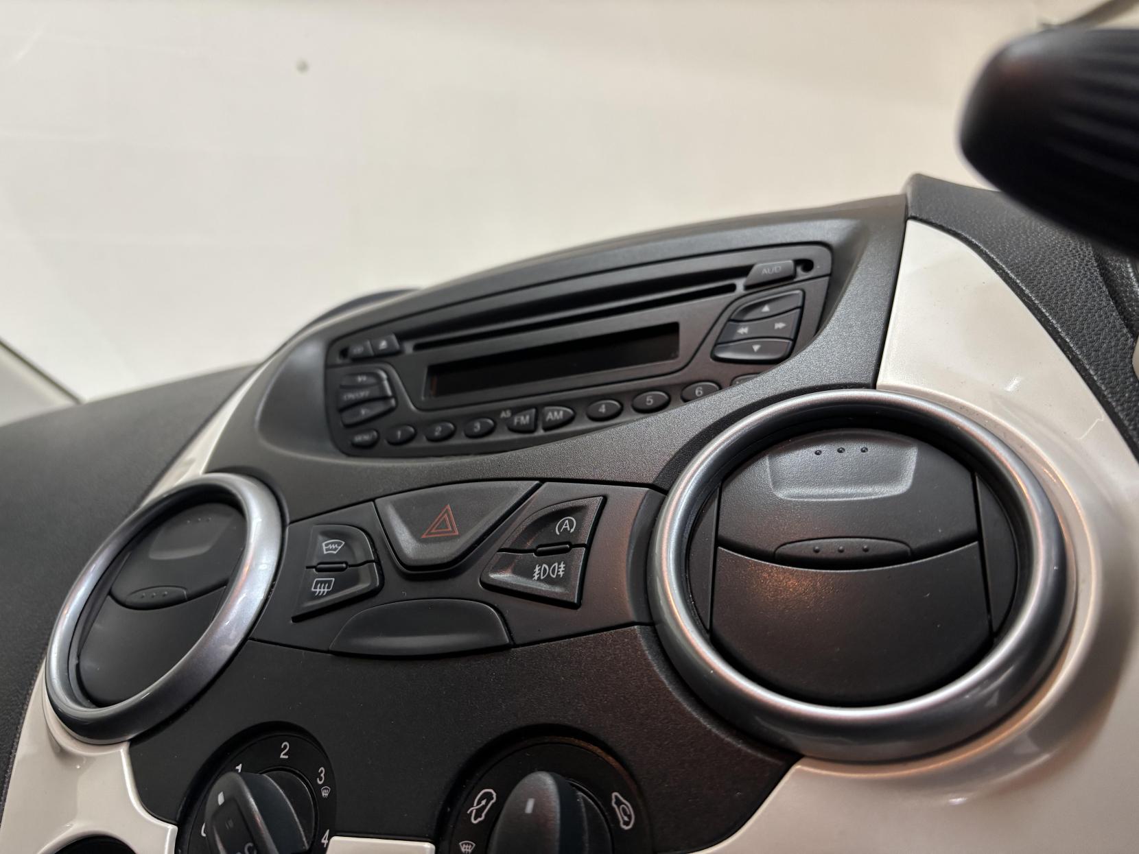 Ford Ka 1.2 Zetec Hatchback 3dr Petrol Manual Euro 5 (s/s) (69 ps)