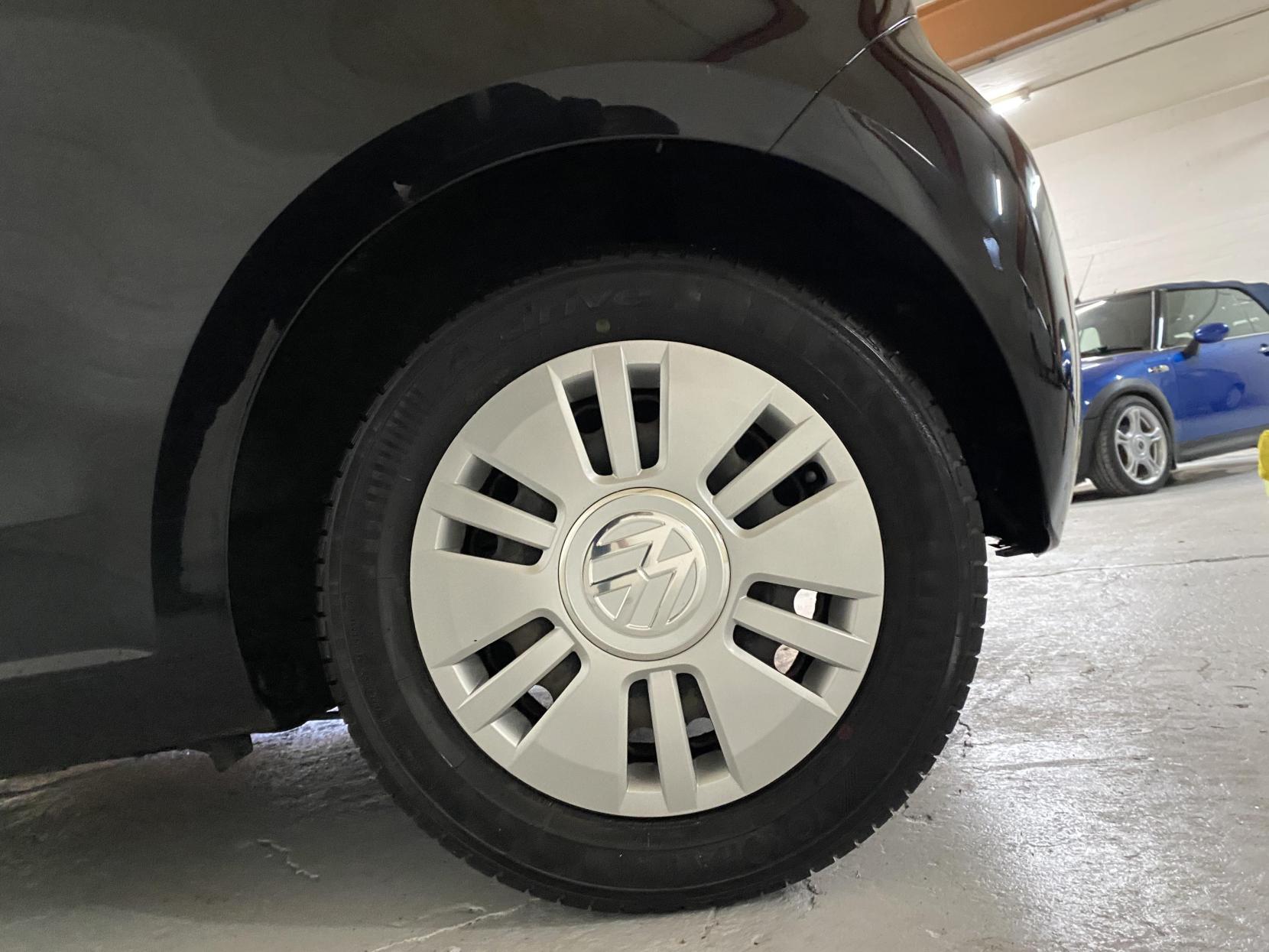 Volkswagen up! 1.0 BlueMotion Tech Move up! Hatchback 3dr Petrol Manual Euro 5 (s/s) (60 ps)