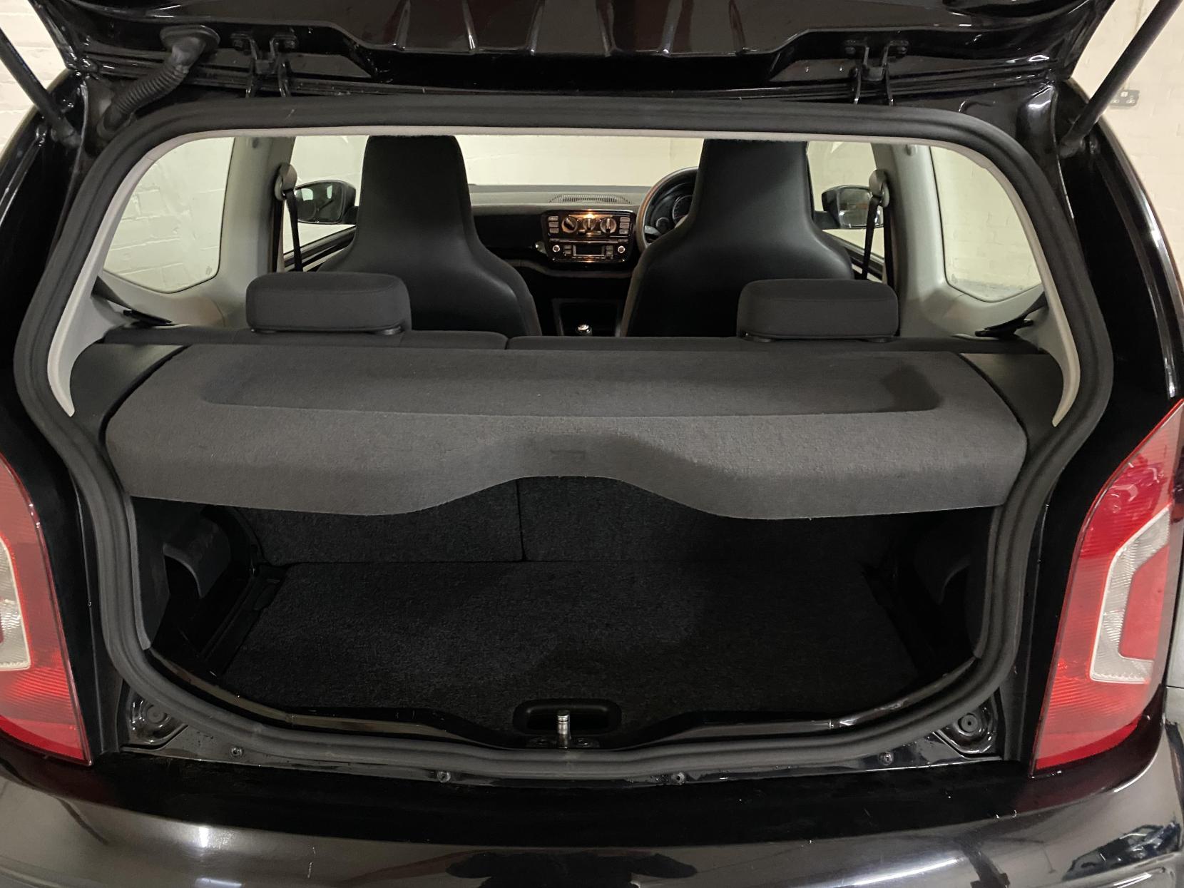 Volkswagen up! 1.0 BlueMotion Tech Move up! Hatchback 3dr Petrol Manual Euro 5 (s/s) (60 ps)