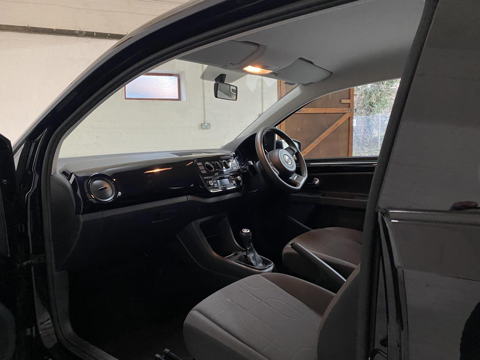 Volkswagen up! 1.0 BlueMotion Tech Move up! Hatchback 3dr Petrol Manual Euro 5 (s/s) (60 ps)