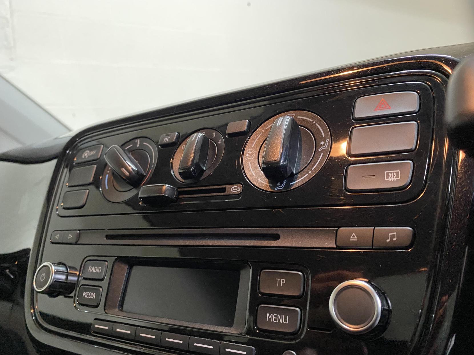 Volkswagen up! 1.0 BlueMotion Tech Move up! Hatchback 3dr Petrol Manual Euro 5 (s/s) (60 ps)