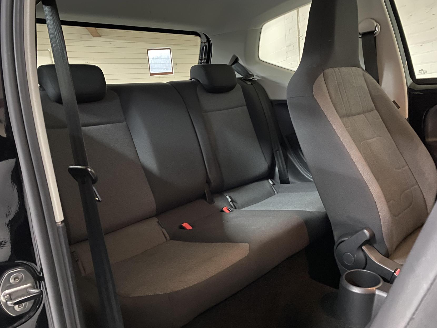 Volkswagen up! 1.0 BlueMotion Tech Move up! Hatchback 3dr Petrol Manual Euro 5 (s/s) (60 ps)