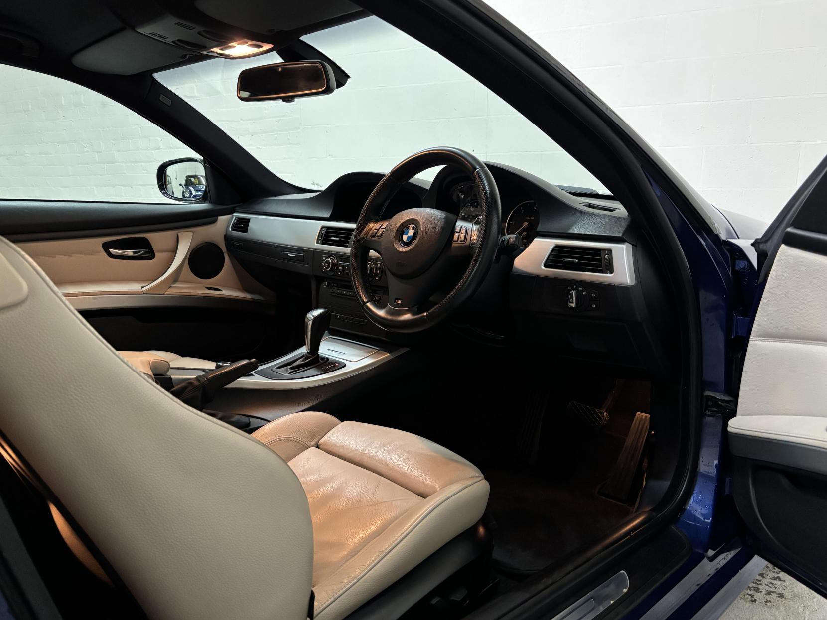 BMW 3 Series 2.0 320d Sport Plus Edition Coupe 2dr Diesel Steptronic Euro 5 (184 ps)