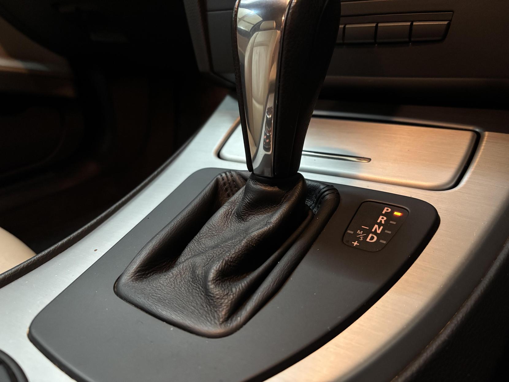 BMW 3 Series 2.0 320d Sport Plus Edition Coupe 2dr Diesel Steptronic Euro 5 (184 ps)