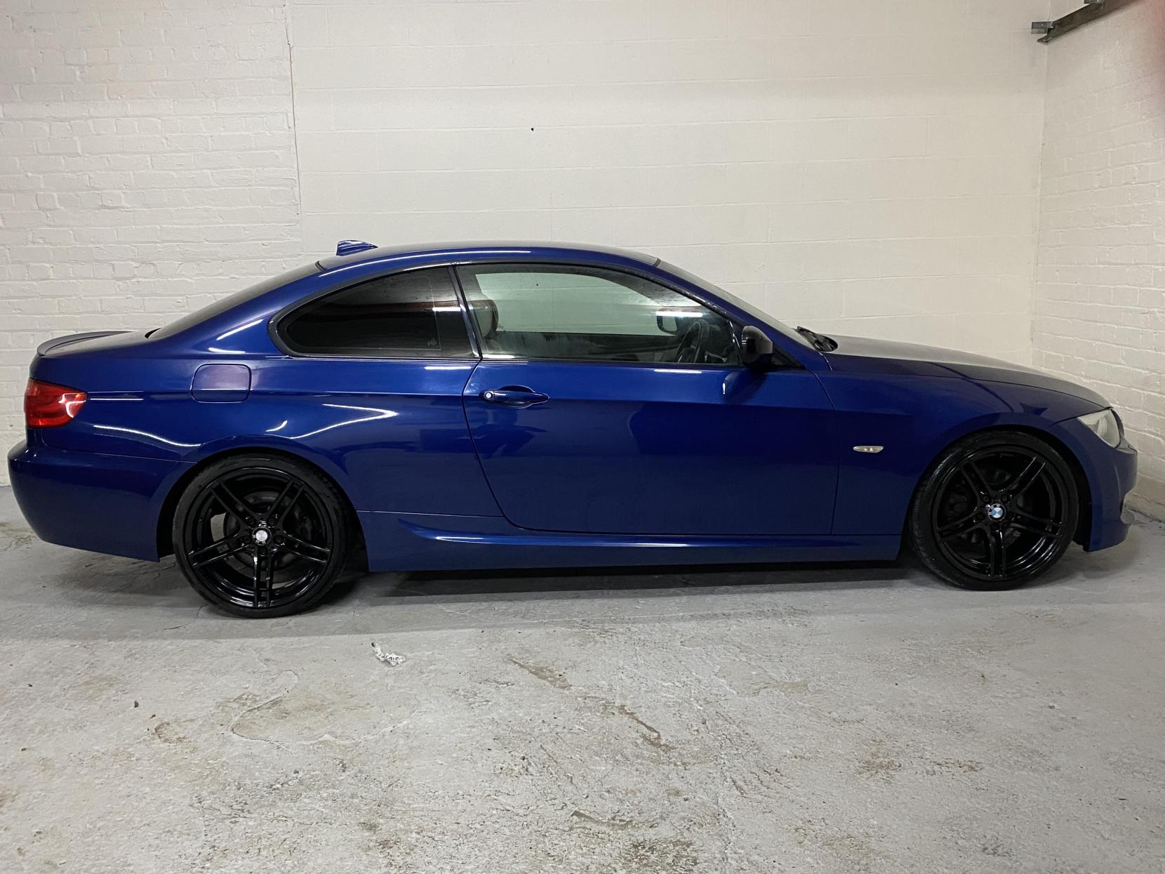 BMW 3 Series 2.0 320d Sport Plus Edition Coupe 2dr Diesel Steptronic Euro 5 (184 ps)