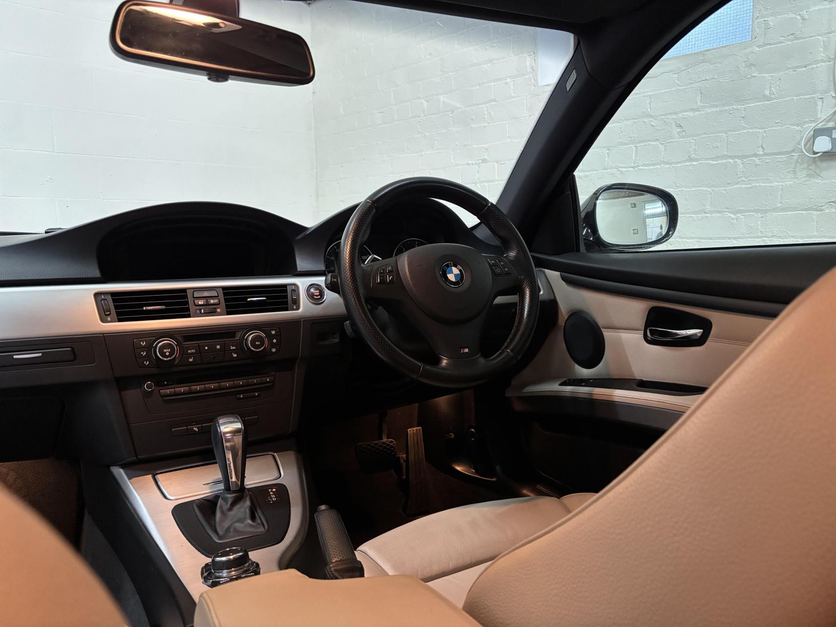 BMW 3 Series 2.0 320d Sport Plus Edition Coupe 2dr Diesel Steptronic Euro 5 (184 ps)