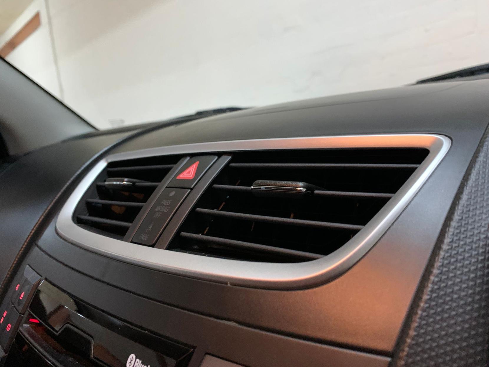 Suzuki Swift 1.2 SZ4 Hatchback 5dr Petrol Manual ALLGRIP Euro 5 (94 ps)