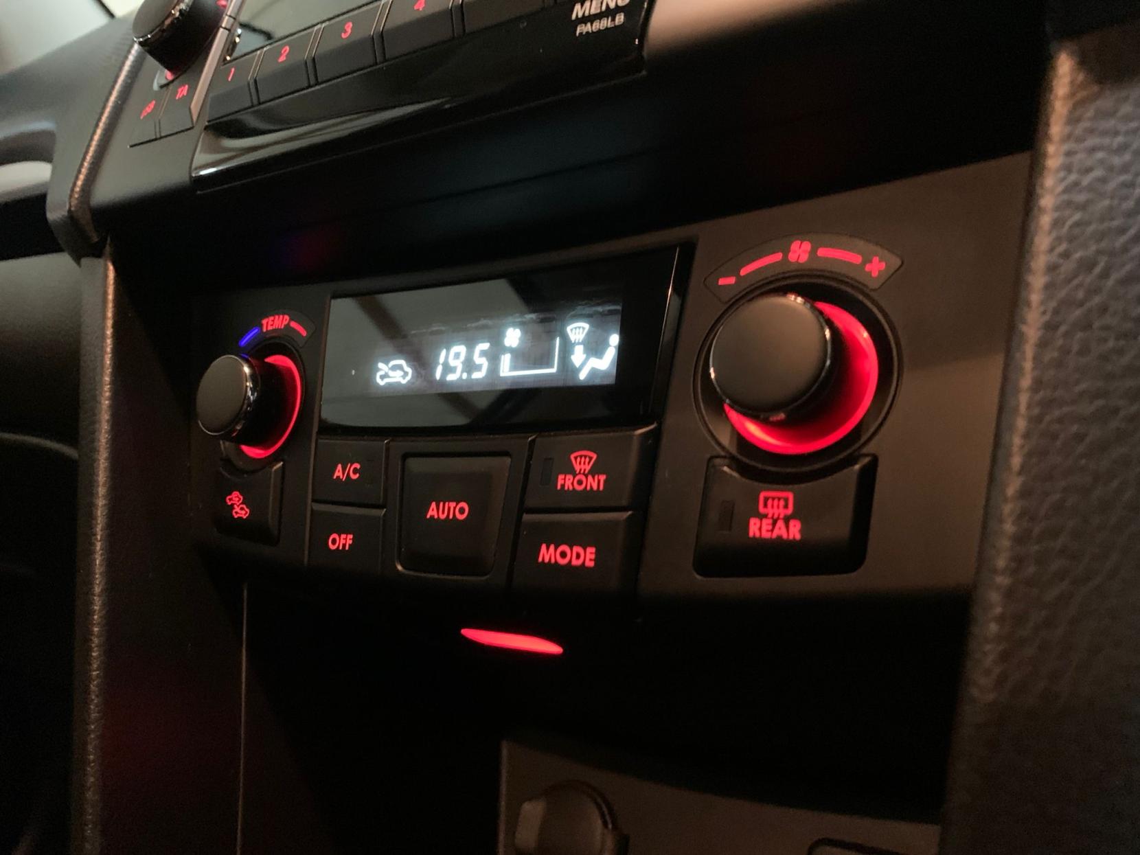 Suzuki Swift 1.2 SZ4 Hatchback 5dr Petrol Manual ALLGRIP Euro 5 (94 ps)