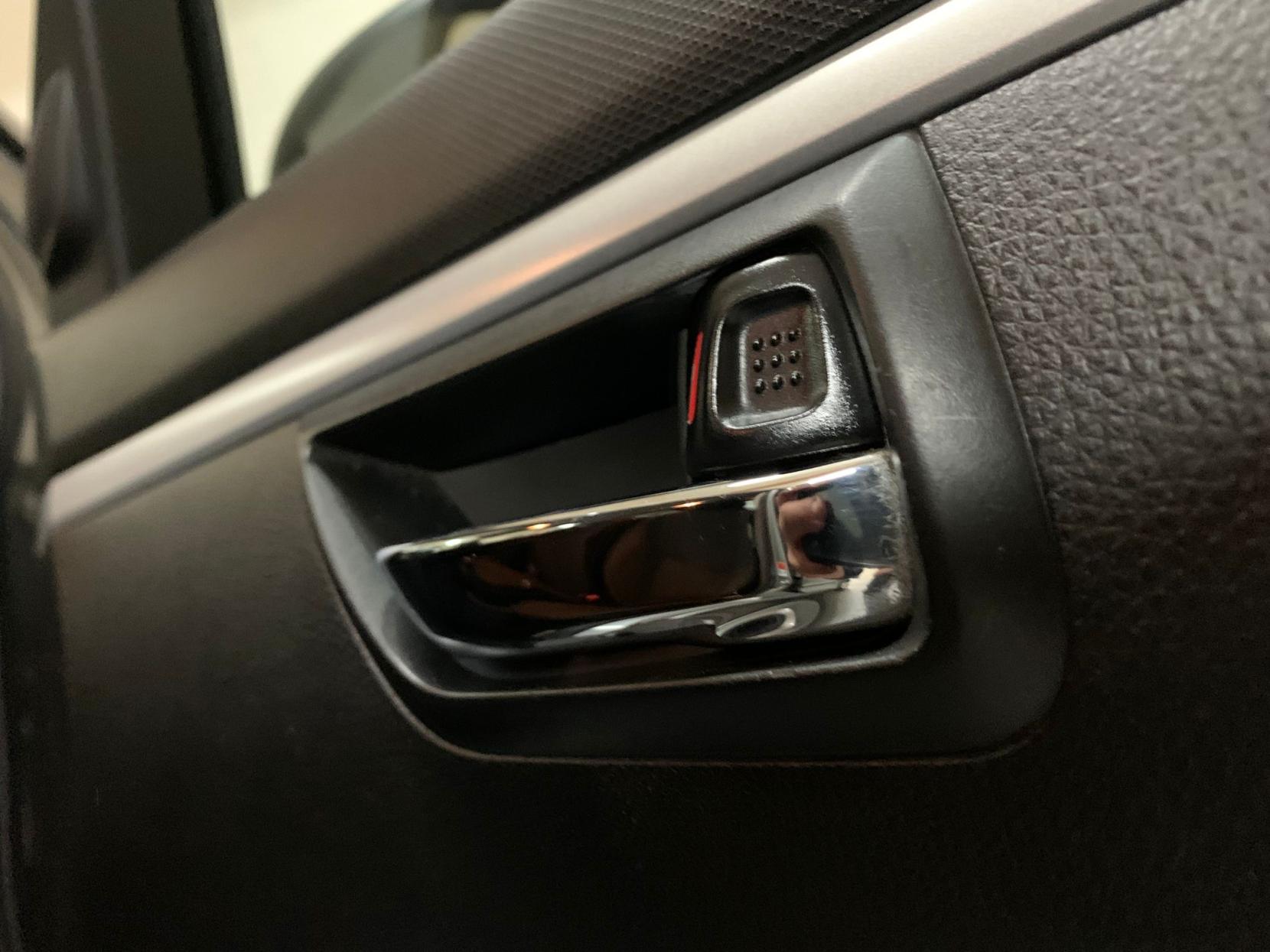 Suzuki Swift 1.2 SZ4 Hatchback 5dr Petrol Manual ALLGRIP Euro 5 (94 ps)