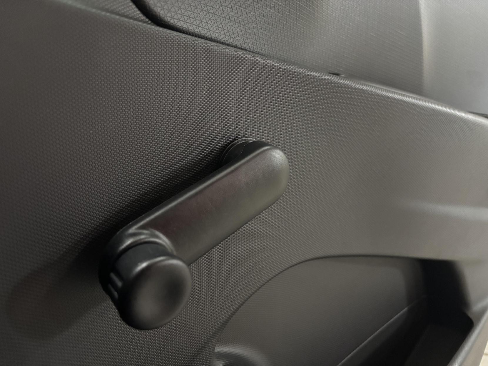 Renault Clio 0.9 TCe Dynamique MediaNav Hatchback 5dr Petrol Manual Euro 5 (s/s) (90 ps)